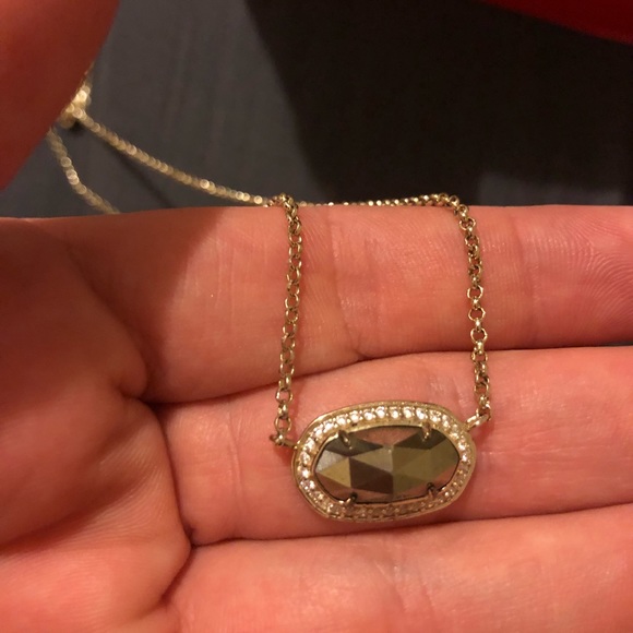 Kendra Scott stud and necklace set - Picture 8 of 8